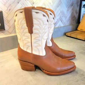 Tecovas Jolene caramel western boot